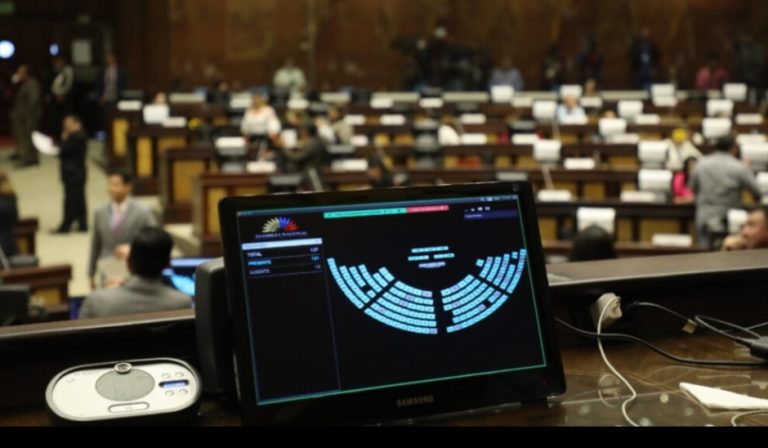 Este 14 de mayo se cumplen dos años del actual periodo legislativo. Por lo tanto, los asambleístas deberán decidir si cambian la presidencia y vicepresidencias de la Asamblea.