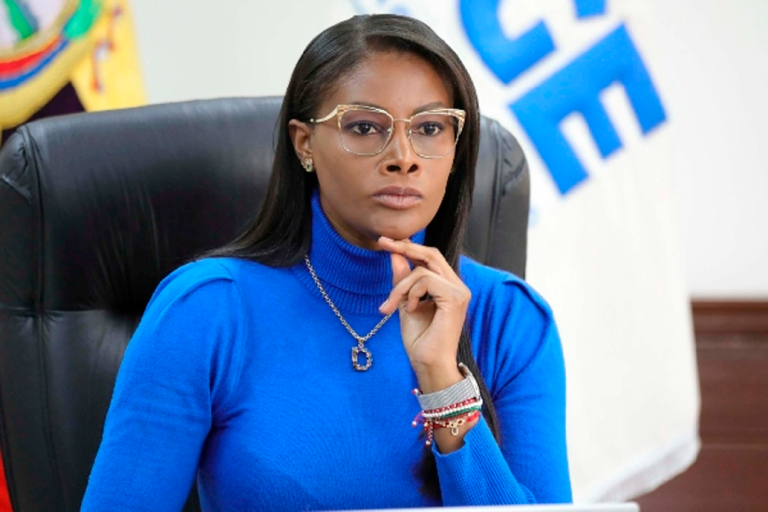 DIANA SALAZAR SOLICITA REACTIVAR EL JUICIO POLÍTICO EN SU CONTRA Y LO CALIFICA COMO «NARCOJUICIO»