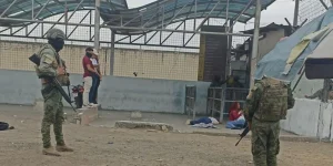 Una balacera afuera de la cárcel de mujeres de Guayaquil deja al menos dos fallecidos