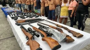 Operativo Apolo 8 en Guayaquil y Durán deja más de 40 detenidos y arsenal incautado