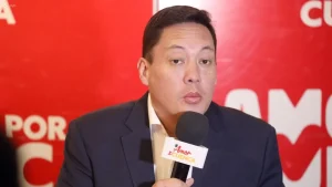 La Policía allanó la casa del alcalde de Cuenca, Cristian Zamora, este 17 de marzo