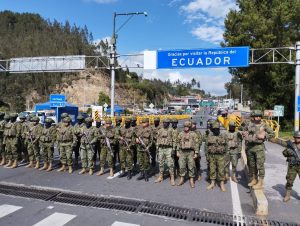Ministerio de Defensa de Ecuador niega bombardeos en territorio colombiano