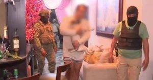 Alias La Muñeca, de los Chone Killers, fue capturado en una lujosa casa de Durán