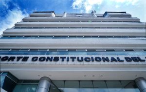 Corte Constitucional admite a trámite una de las veinticuatro demandas de inconstitucionalidad contra la Ley para la eficiencia en los GAD