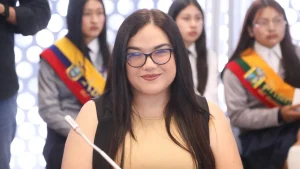 Revolución Ciudadana expulsa de su bancada a la legisladora Annie Muñoz