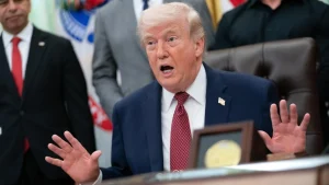 Trump anuncia segunda ronda de diálogo con Irán en Pakistán y reitera amenazas