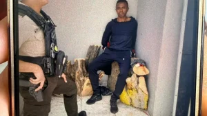 Así fue la detención de Christian Lara tras intento de robo a un local de tecnología en el sur de Quito