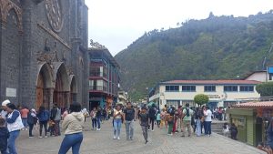 Feriado deja balance positivo en Baños y Ambato: ocupación hotelera estuvo en un 90 %