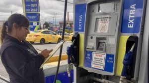 ARCH intensifica controles en gasolineras por denuncias de desabastecimiento de gasolina Extra y Ecopaís en Quito y Guayaquil