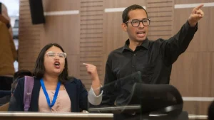 Insultos y gritos en el Concejo de Quito tras no declarar emergencia vial por la muerte de bebé en un siniestro de tránsito
