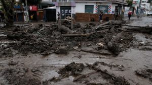 Ambato impulsa la recuperación de quebradas para prevenir futuros aluviones.