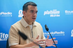 Daniel Noboa critica a los «alarmistas» por la situación energética y defiende la estabilidad del sistema eléctrico