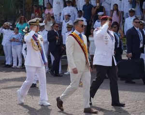 Daniel Noboa reafirma su respaldo a las Fuerzas Armadas durante la conmemoración de los 85 años del Combate Naval de Jambelí