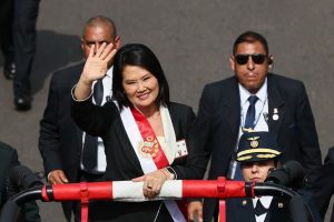 Keiko Fujimori es reconocida como jefa suprema de las Fuerzas Armadas y la Policía de Perú