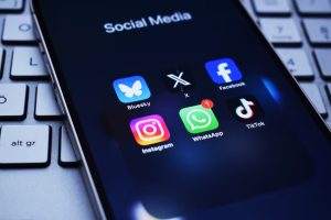 Mongolia prohibirá las redes sociales en sus centros educativos desde septiembre
