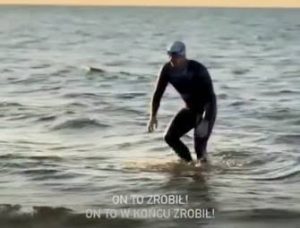 Histórico: un polaco se convierte en el primero en cruzar a nado el mar Báltico