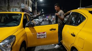 TAXISTA FUE BALEADO EN MANABÍ