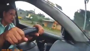 MUJER CON NERVIOS DE ACERO EN BALZAR