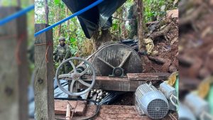 OPERACIÓN MILITAR CONTRA LA MINERÍA ILEGAL EN CARCHI