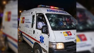 AMBULANCIA FUE BALEADA Y DOS PERSONAS MURIERON