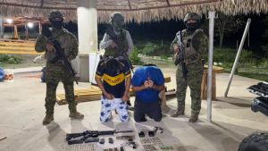 HACIENDA ALLANADA DEJA 2 PERSONAS DETENIDAS EN DAULE