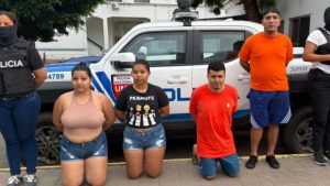 MUJERES TAMBIÉN EXTORSIONAN EN ECUADOR, GOLPE DEL BLOQUE DE SEGURIDAD