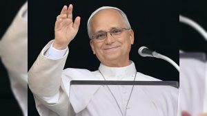 PAPA LEÓN CONTINÚA RECUPERACIÓN LUEGO DE OPERACIÓN DE TUMOR CANCEROSO